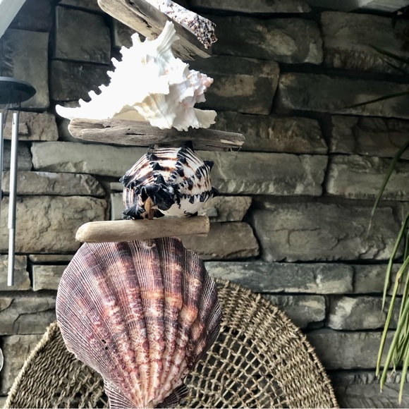 New! Turquoise Valentine Wood Heart Seashell Strand - Picture 3 of 7